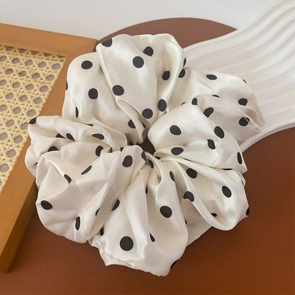 Dotted Scrunchie