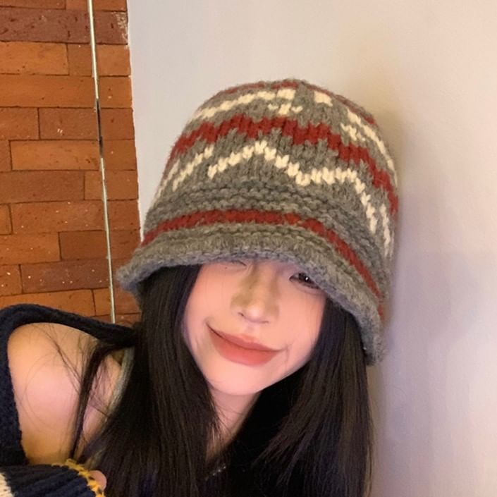 Hat Patterned Bucket Knit