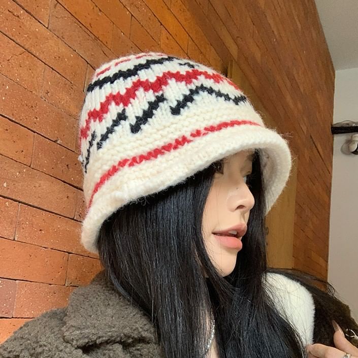 Hat Patterned Bucket Knit