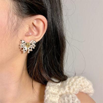 Bow Earring Stud
