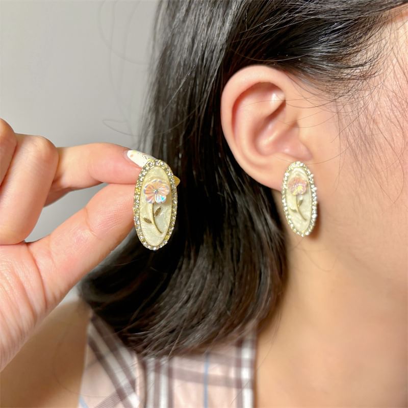 Stud Earring Flower