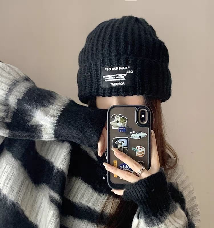 Applique Knit Beanie Ribbed