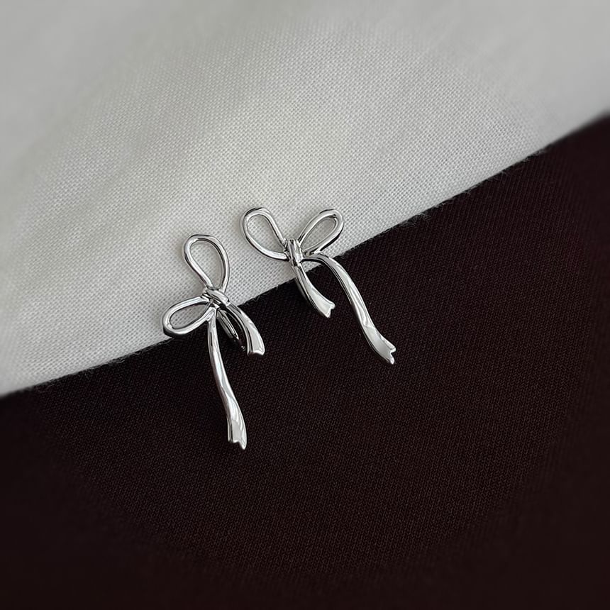 Clip-On Bow Earring