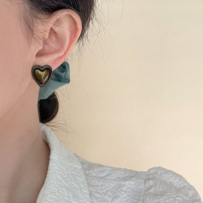 Clip-On Earring / Stud Heart