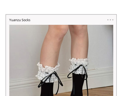 Chaussettes unies à bordure en dentelle / Ensemble