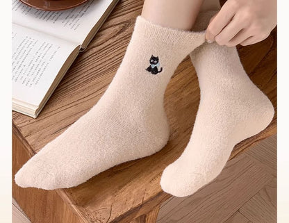 Cartoon Embroidered Crew Socks / Set