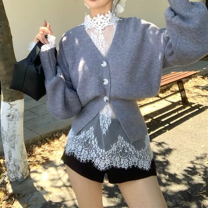 High Shorts Lace Button-Up Cardigan Neck / Long-Sleeve Waist Top V-Neck