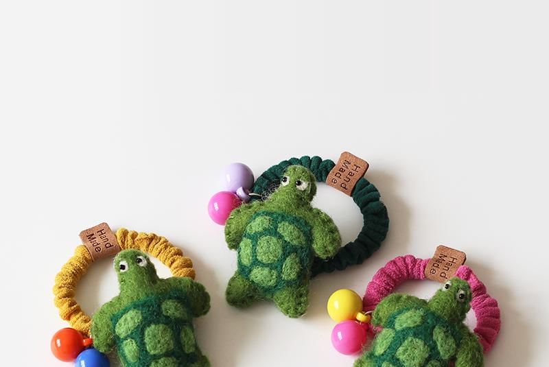 Turtle Felt Hair Tie