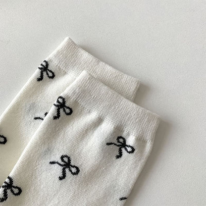 Bow Patterned Socks