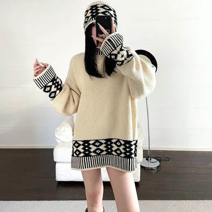 Set: Crew Neck Two Tone Jacquard Oversized Sweater + Beanie