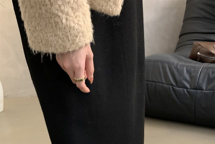 Plain Jane Heel Pumps Low Mary