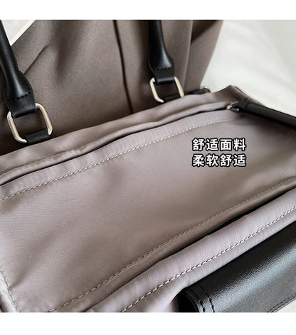 Bag Multi-Pocket Tote