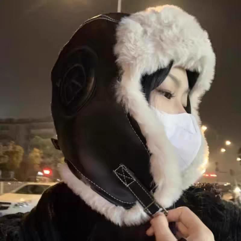 Fluffy Leather Plain Trapper Panel Hat / Faux