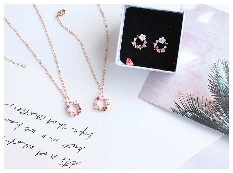 (Various Designs) Bracelet / Alloy Necklace Rhinestone Floral