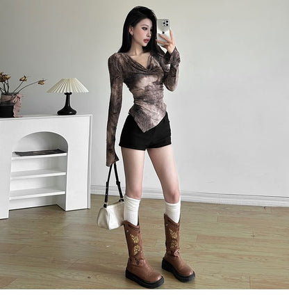 V-Neck Distressed Hem Tee Sleeve Long