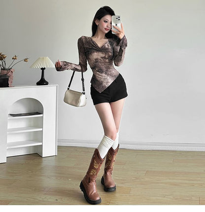 V-Neck Distressed Hem Tee Sleeve Long