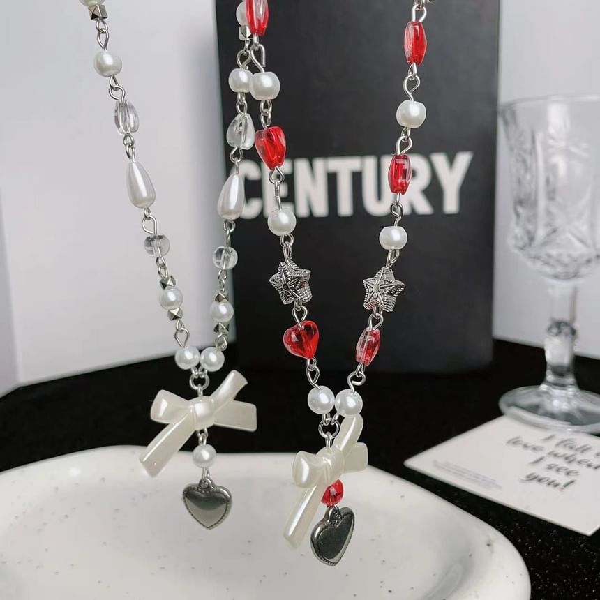 Faux Pearl Necklace Bow Heart