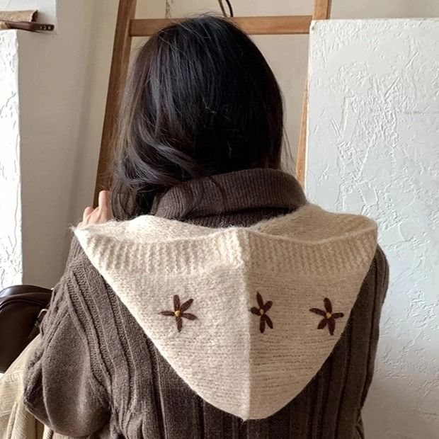 Knit Bonnet Embroidered Floral Hat