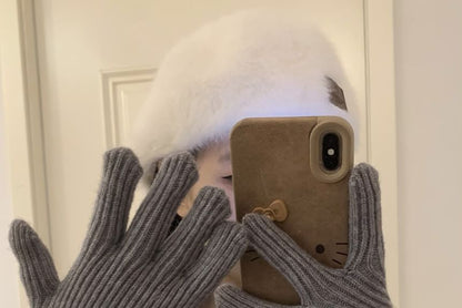 Knit Color Gloves Block