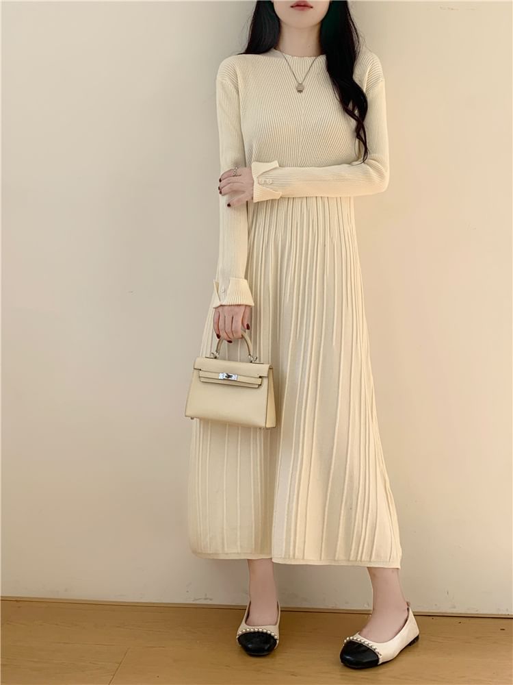 Long-Sleeve Crew Neck Plain Ribbed Knit Maxi A-Line Dress