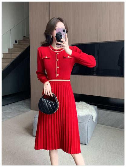 Long-Sleeve Crew Neck Plain Pleated Hem Knit A-Line Dress