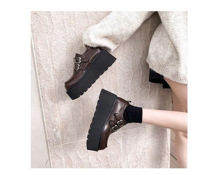 Faux Buckled Shoes Leather Ankle