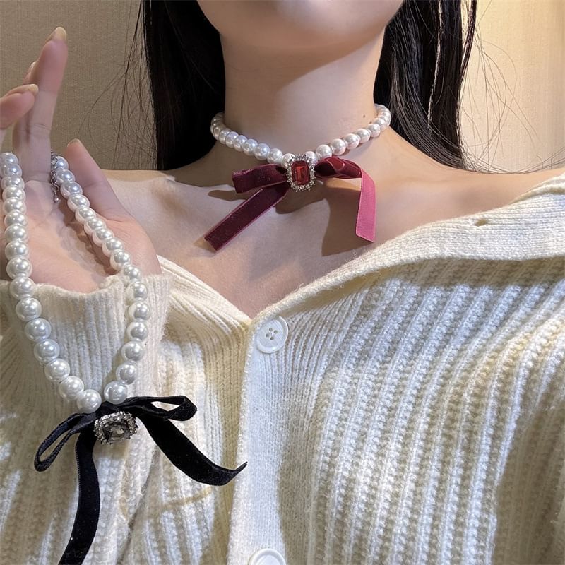 Pearl Choker Bow Faux