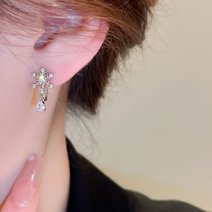 CZ Earring Snowflake Drop