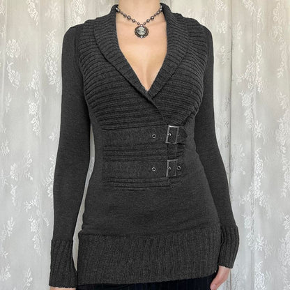 Cropped Plain Up V-Neck Sweater Buckle