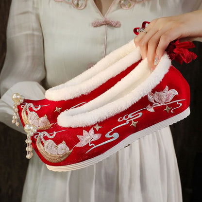 Flats Trim Fleece Embroidered