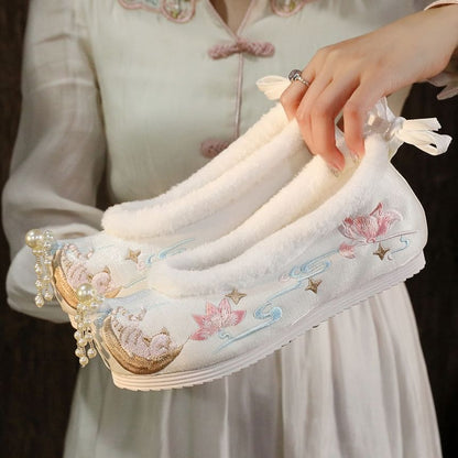 Flats Trim Fleece Embroidered