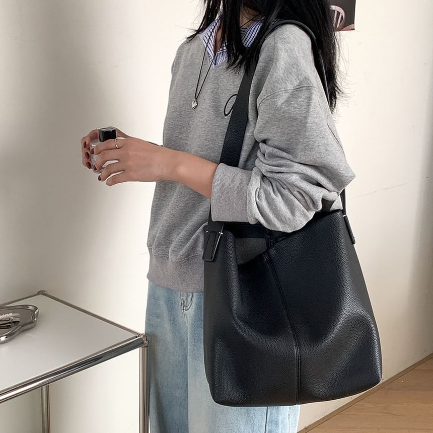 Bucket Faux Bag Leather