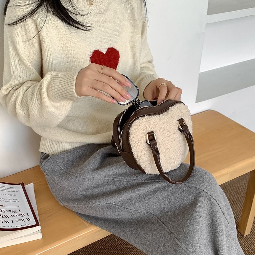 Crossbody Shearling Faux Bag Heart