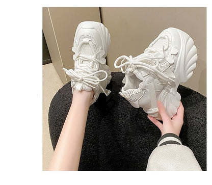 Lace-Up Sneakers Platform