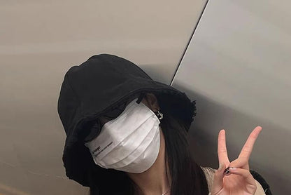 Bucket Frayed Hat Plain