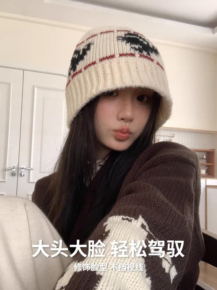 Patterned Hat Knit Cloche