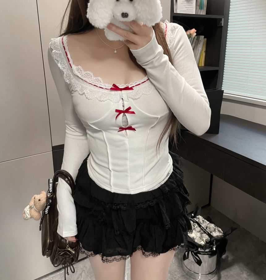 Square Lace Trim Neck Top Long-Sleeve