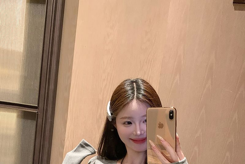 Plain Ruffle Crewneck Top Long-Sleeve