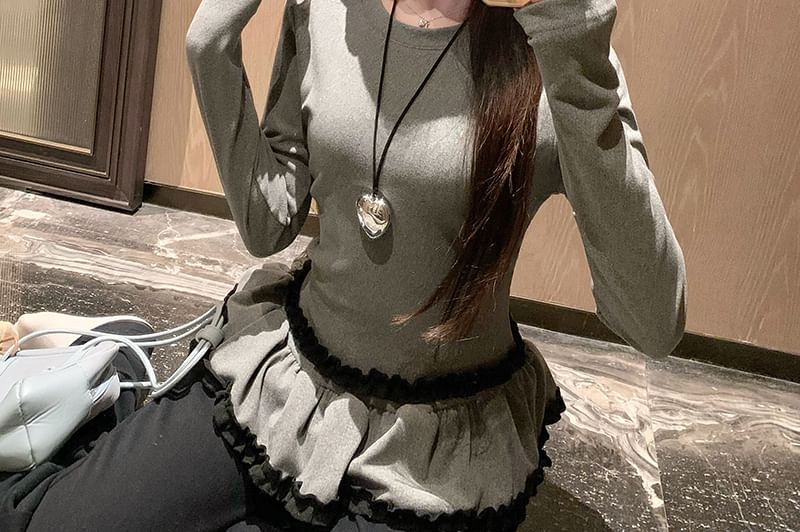 Plain Ruffle Crewneck Top Long-Sleeve