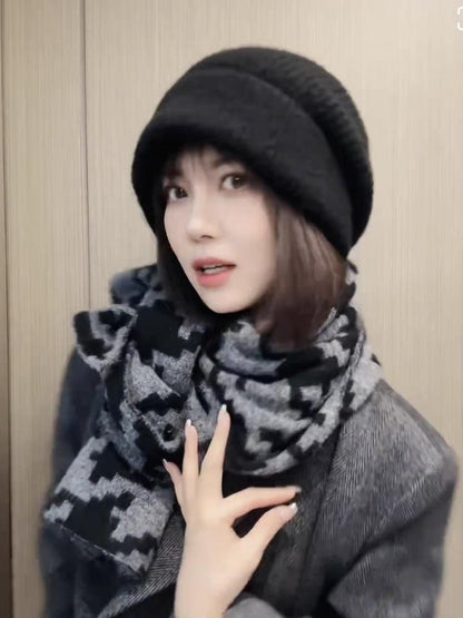 Beanie Patterned / Plain