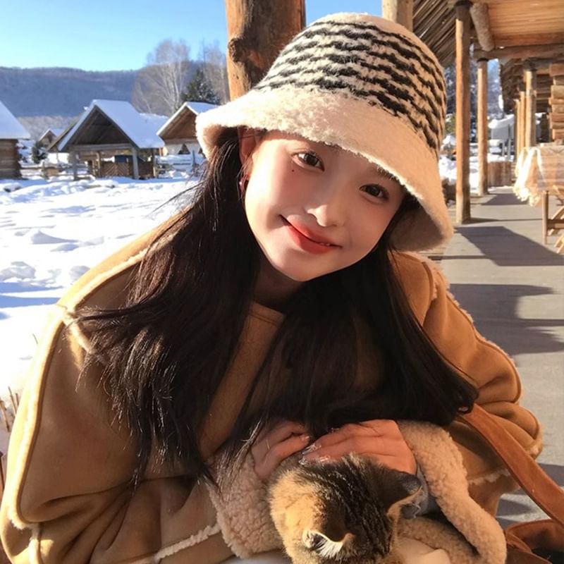 Bucket Striped Fluffy Hat