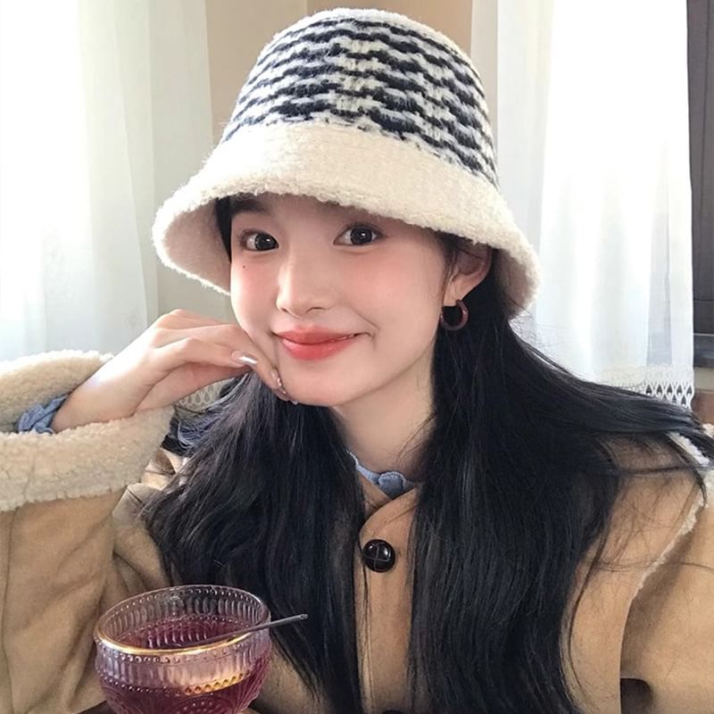 Bucket Striped Fluffy Hat