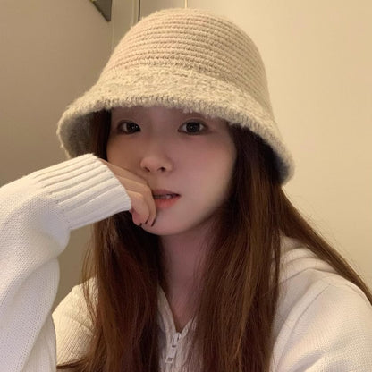 Panel Bucket Fluffy Hat