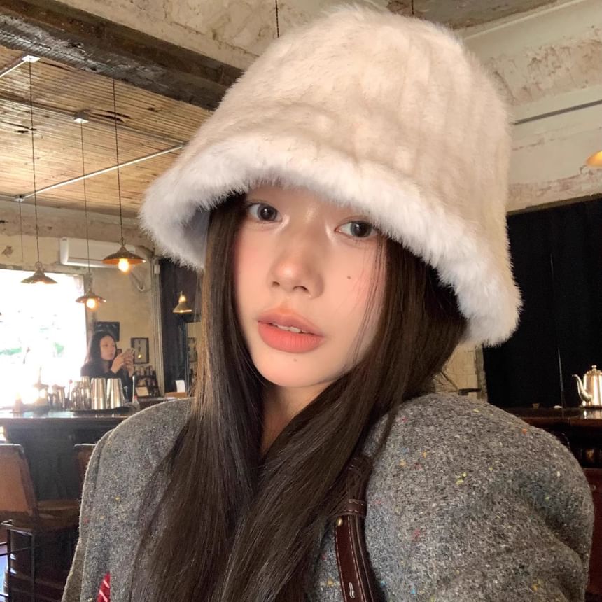 Fluffy Bucket Plain Hat
