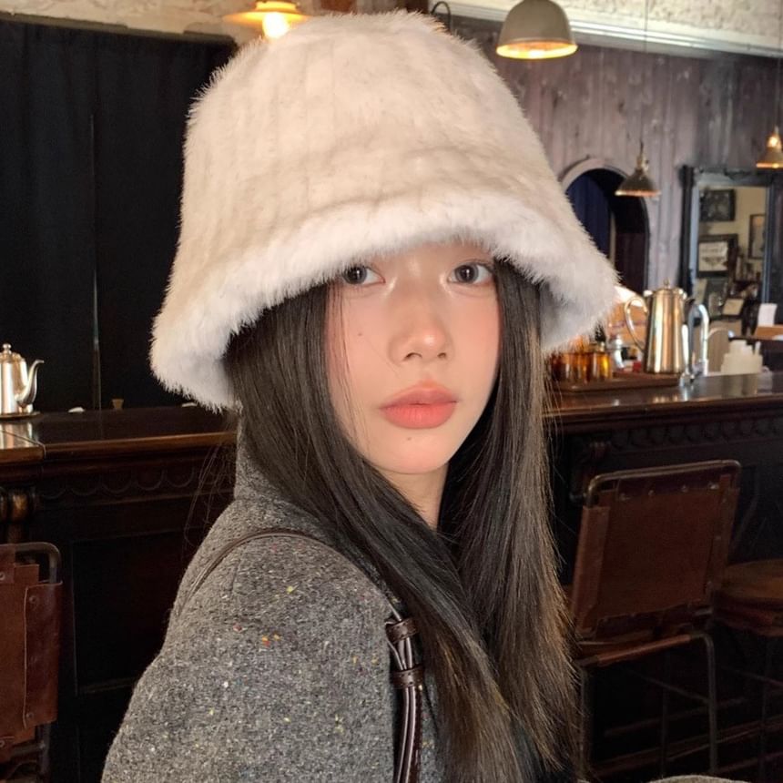 Fluffy Bucket Plain Hat