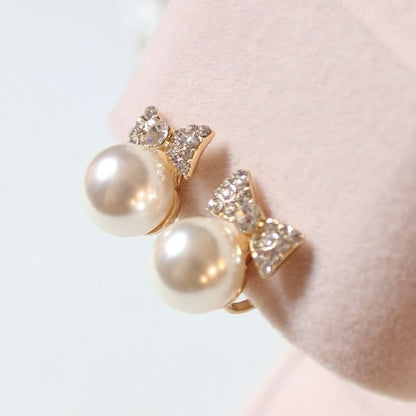 Pearl Bow Earring Faux