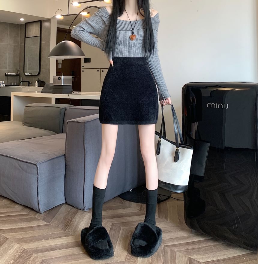 Plain Mini Skirt High Fluffy Rise Pencil