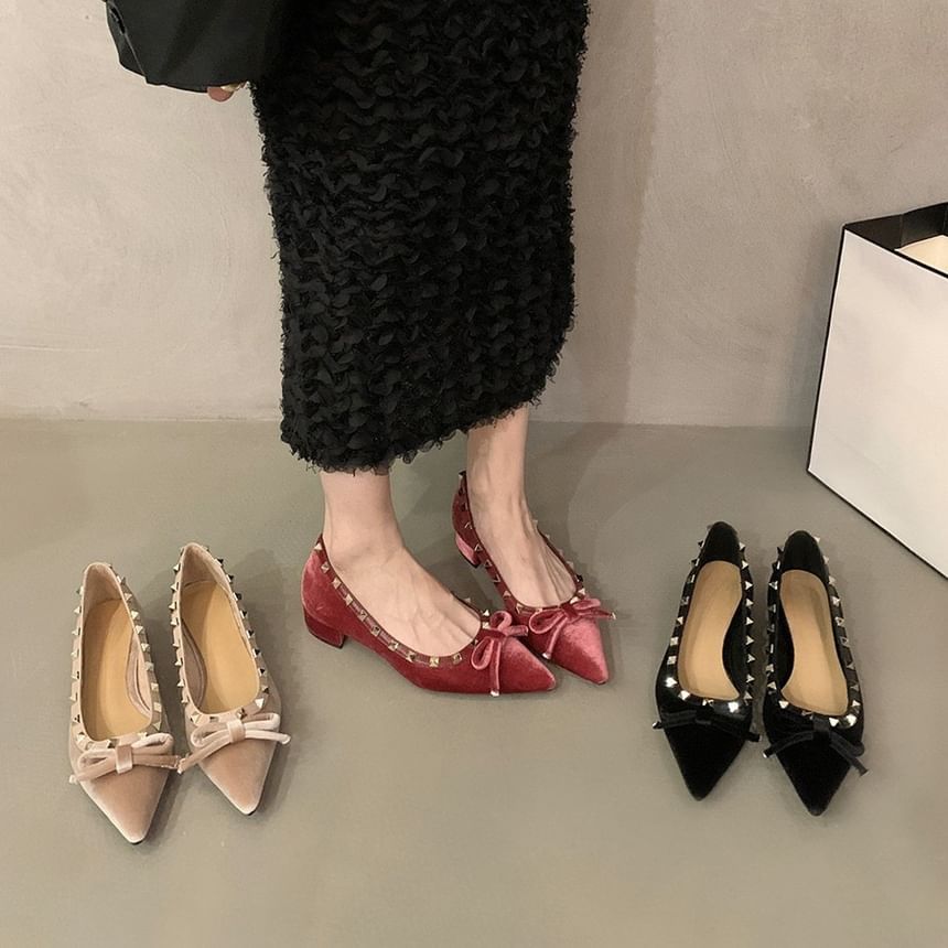 Studded Toe Velvet Pointed Pumps Bow