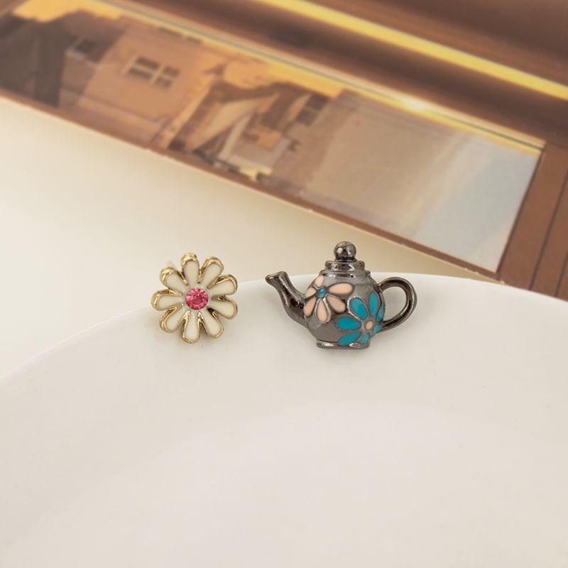 Clip Earring On Enamel / Teapot Flower Stud Asymmetrical