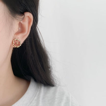 Flower Clip Asymmetrical Bee On / Stud Earring Enamel